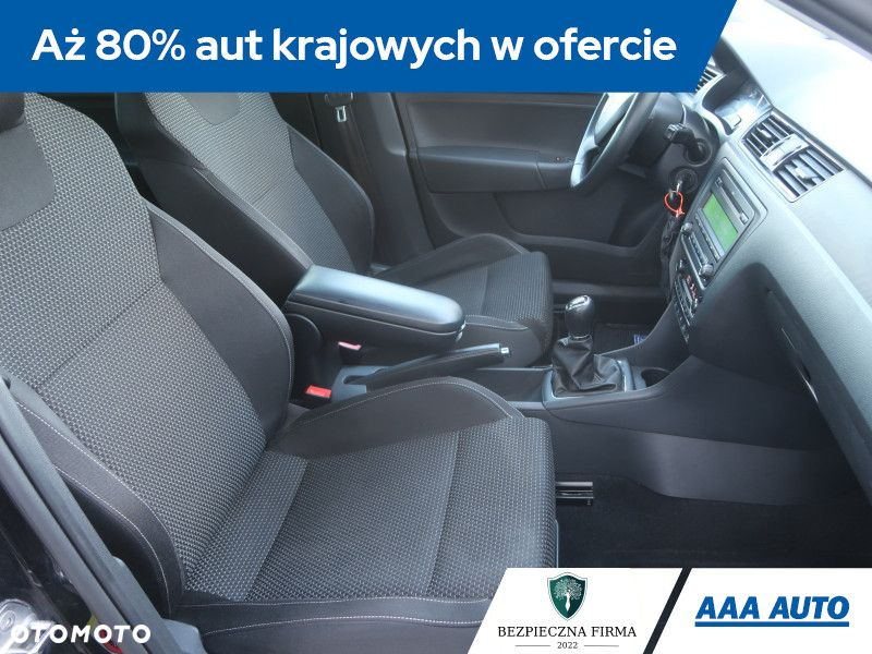 Skoda RAPID - 10