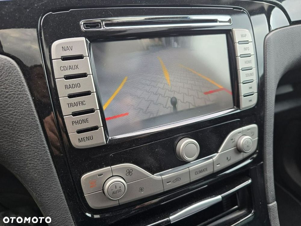 Ford Galaxy 2.0 TDCi Ghia MPS6 - 34