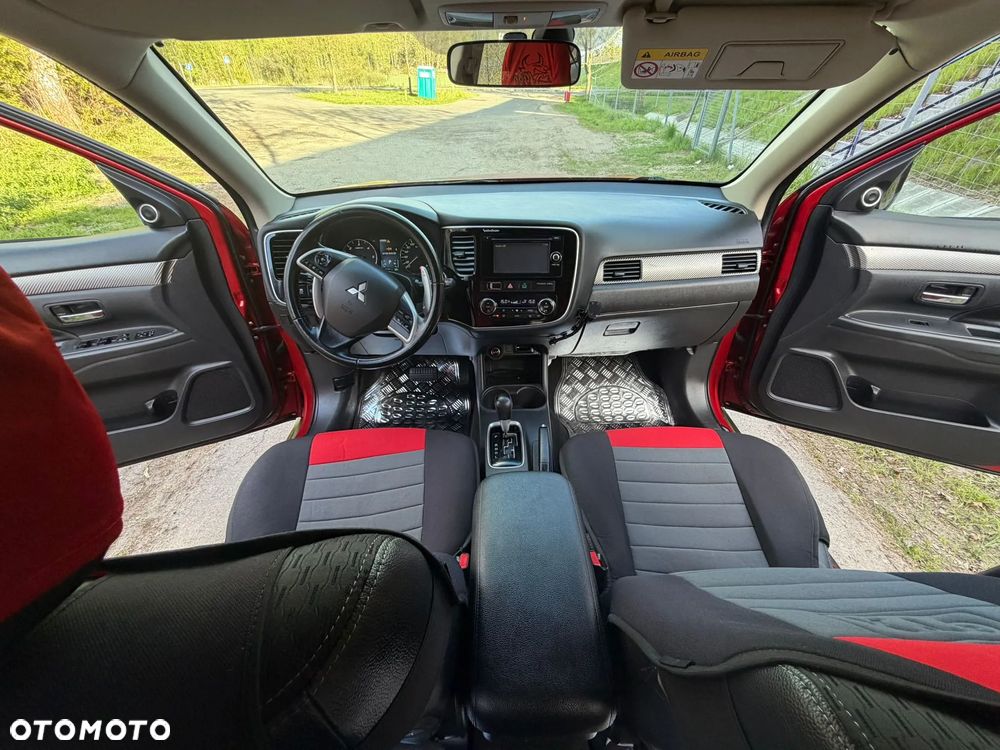 Mitsubishi Outlander 2.2 DID Intense + 4WD - 12