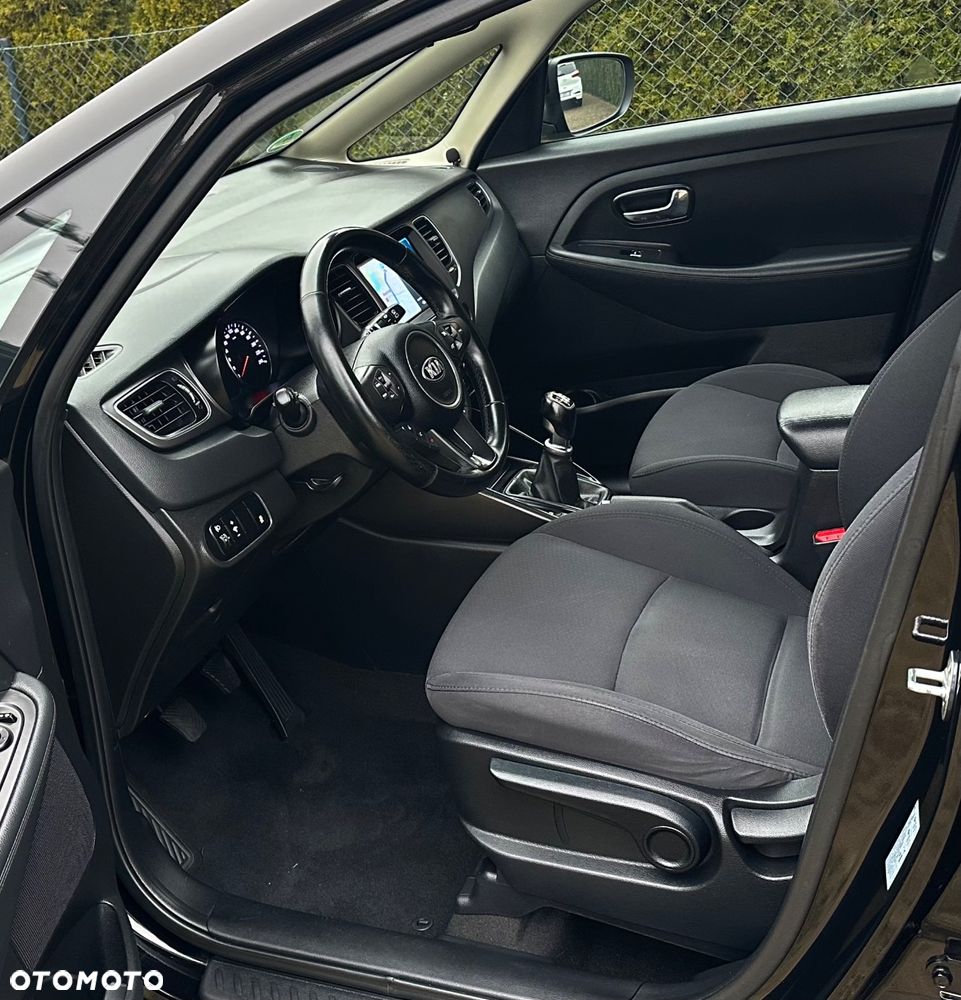 Kia Carens 1.6 GDI S EU6 - 9