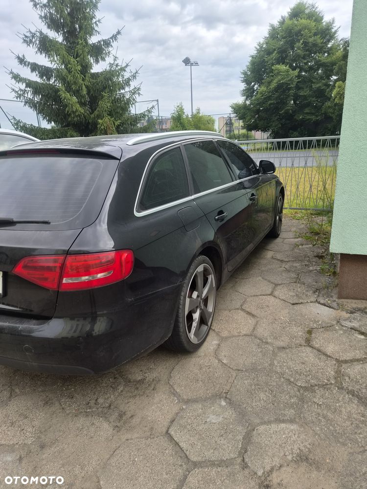 Audi A4 Avant 2.0 TDI - 5
