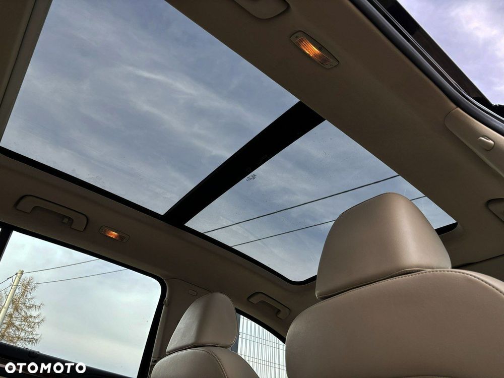Skoda Superb 2.0 TDI Elegance DSG - 25