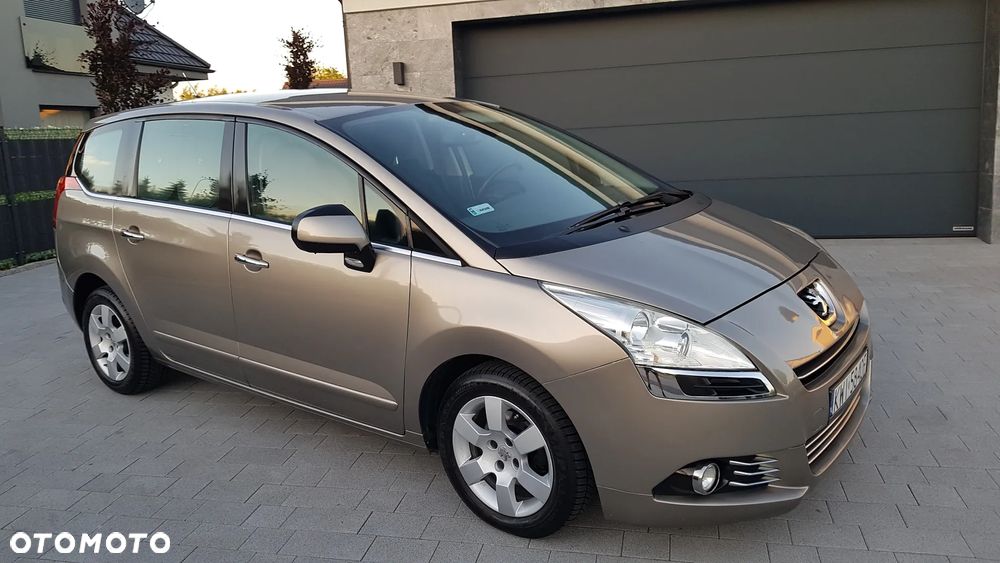 Peugeot 5008 HDI 115 Allure - 1