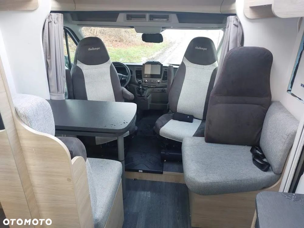 Ford CHALLENGER - 20