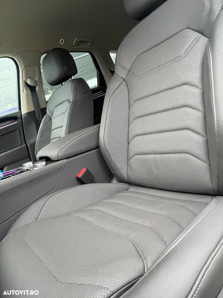 Volkswagen Touareg V6 TDI 4MOTION Elegance - 14