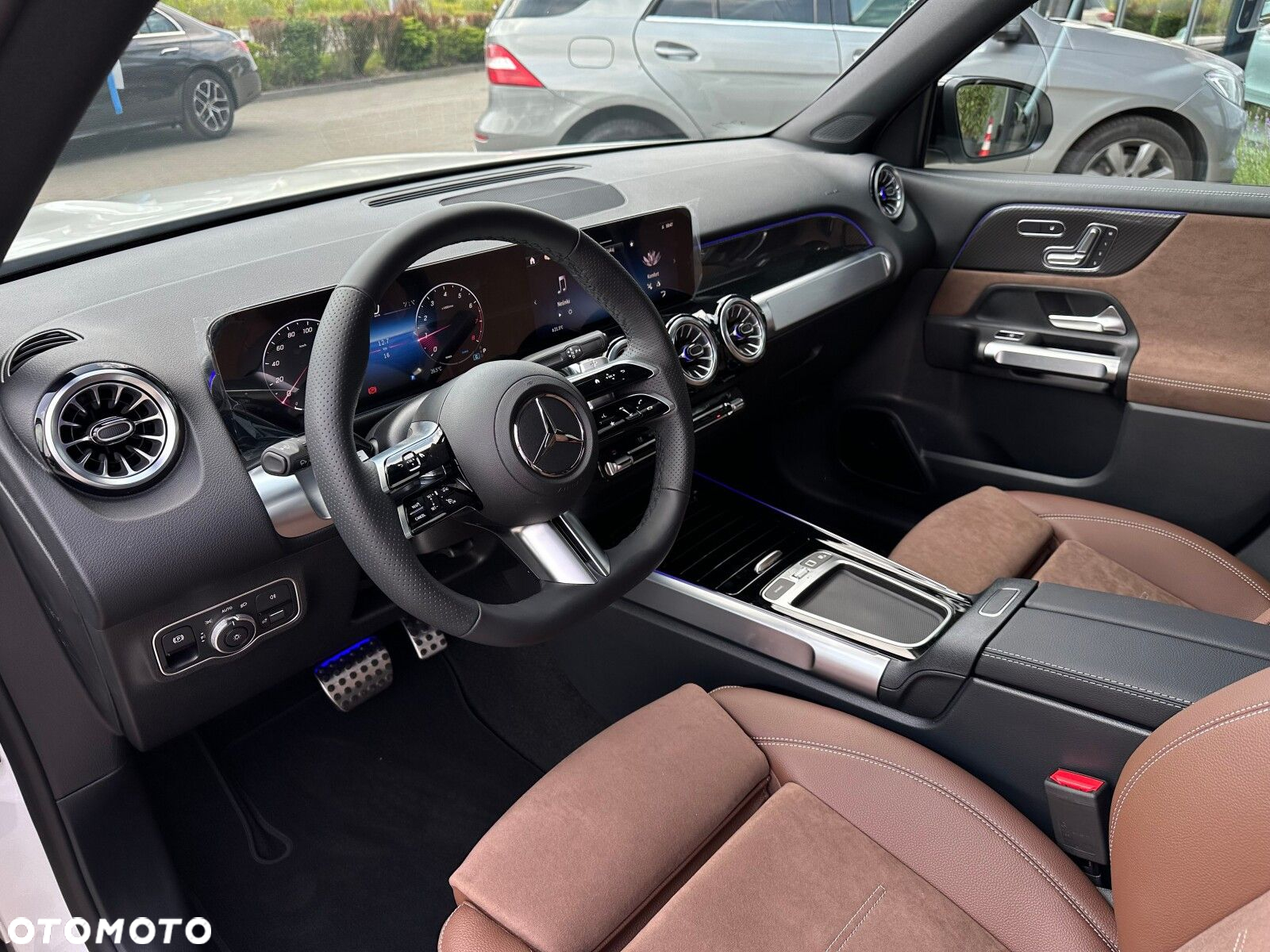 Mercedes-Benz GLB - 8