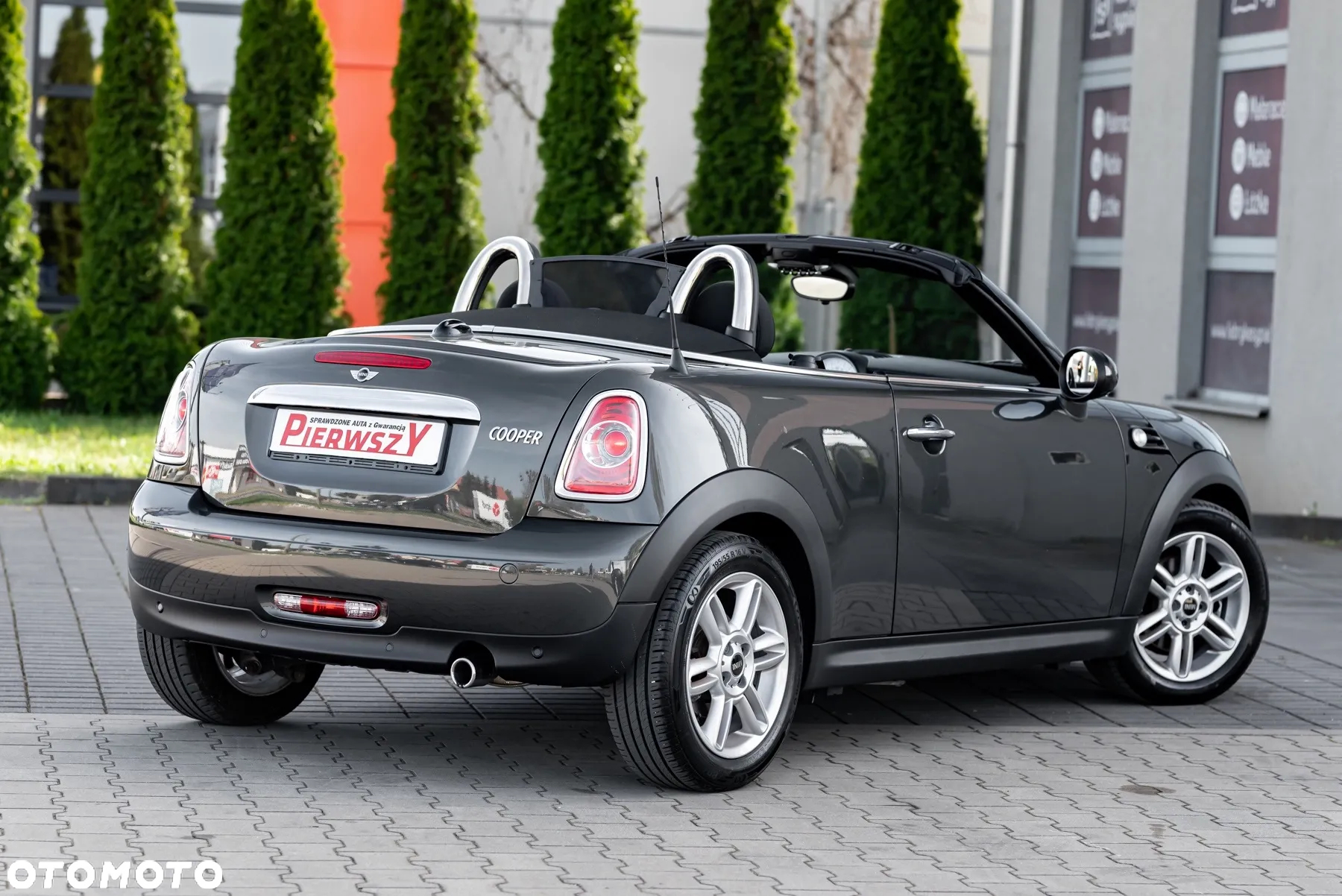 MINI Cooper Cabrio - 9