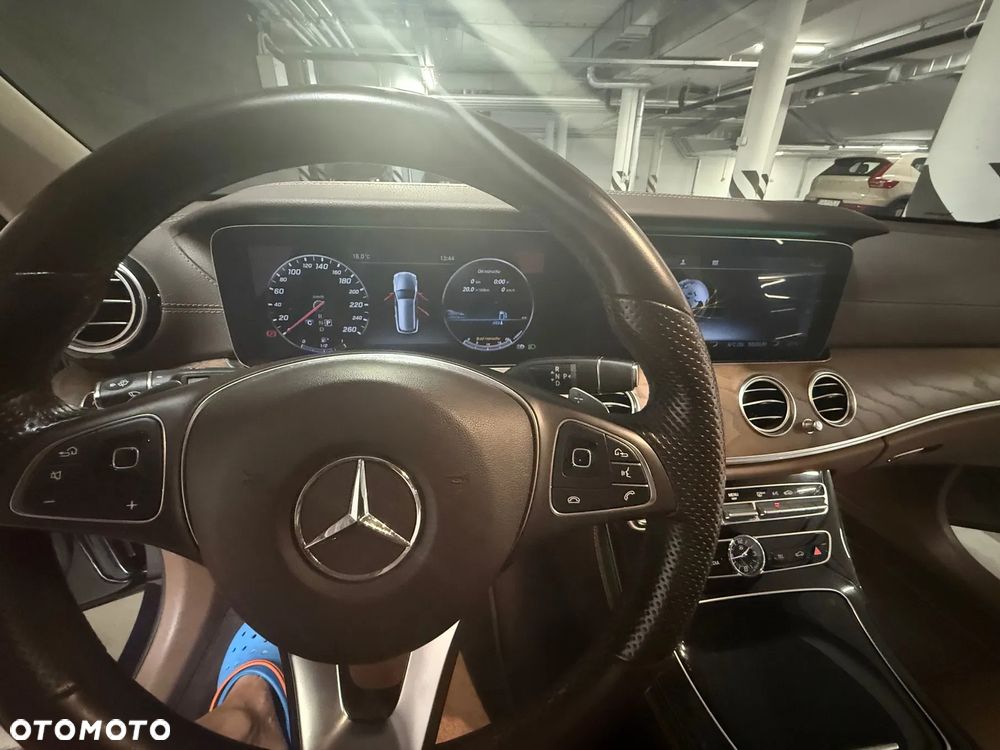 Mercedes-Benz Klasa E 220 d 4-Matic All-Terrain - 5