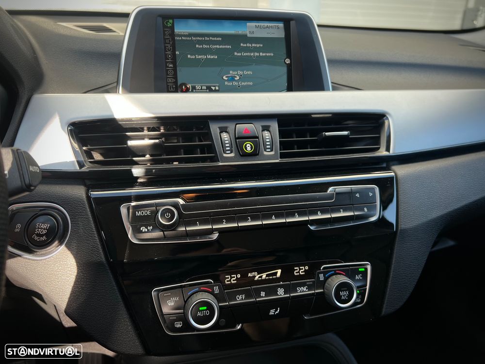 BMW X1 16 d sDrive Line Sport - 12