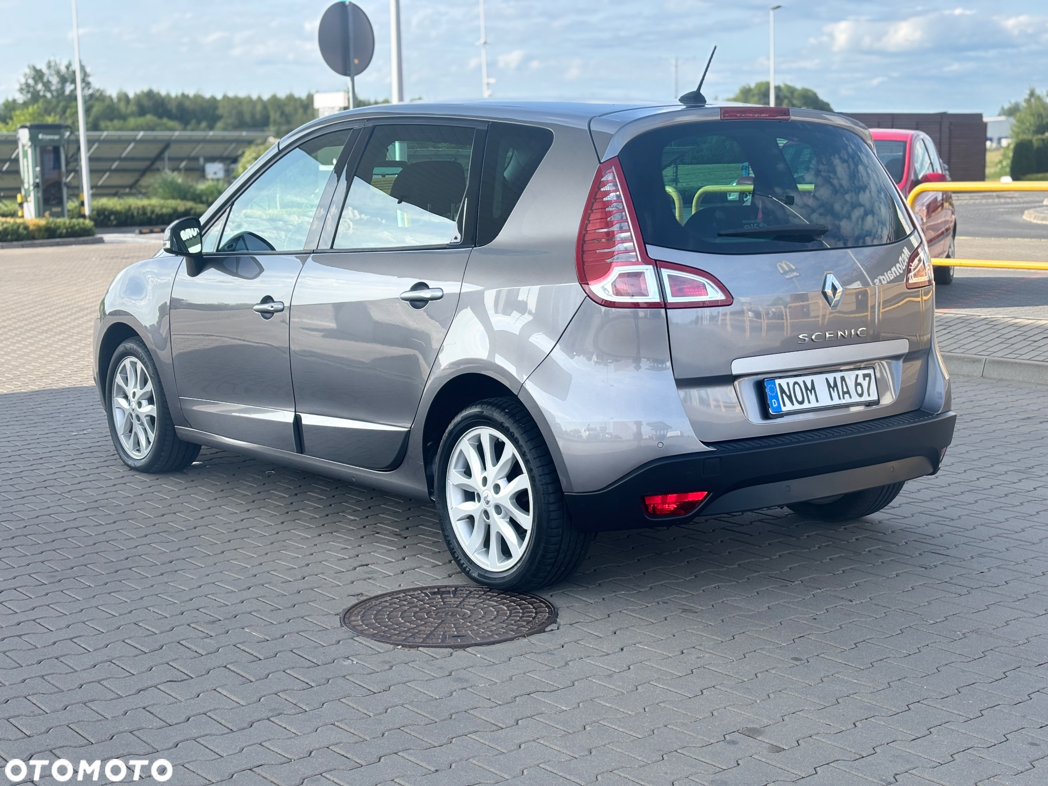 Renault Scenic 1.9 dCi Expression - 3