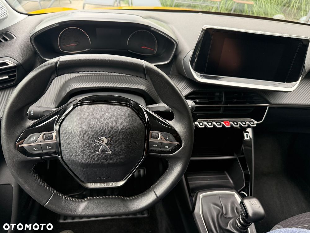 Peugeot 208 TURBO 100 Style - 20