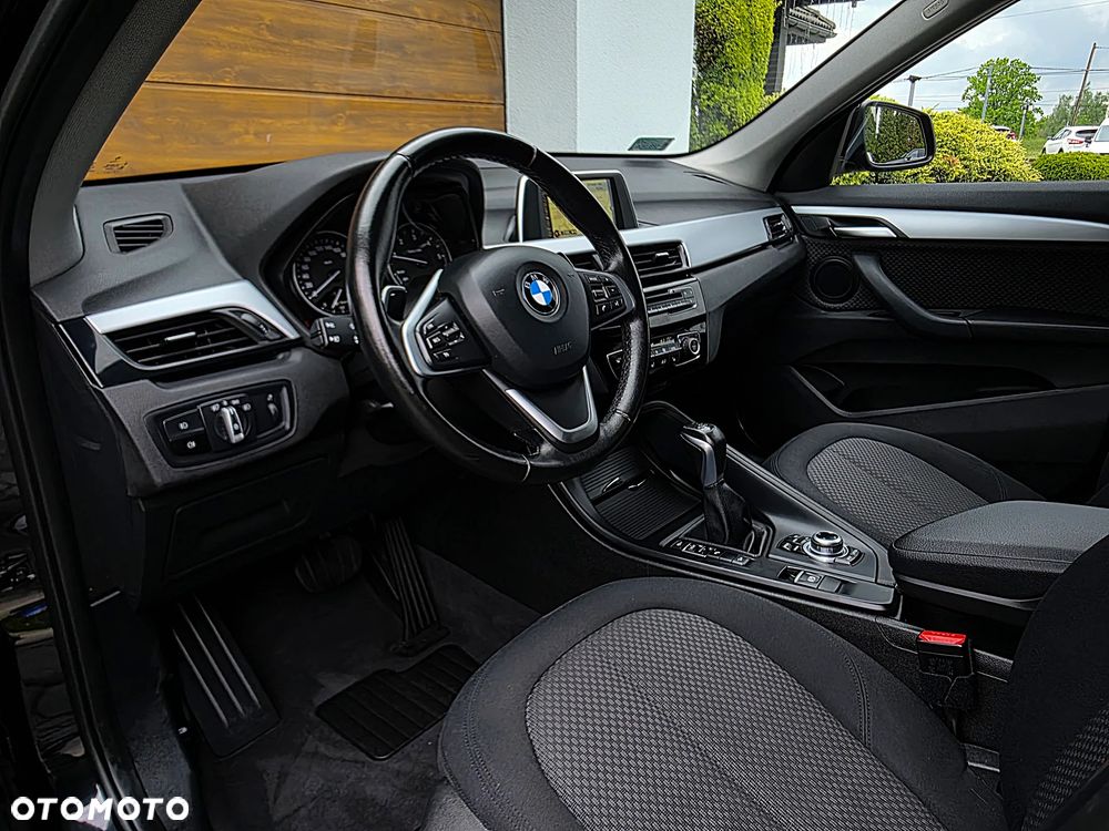 BMW X1 xDrive18d Advantage - 13