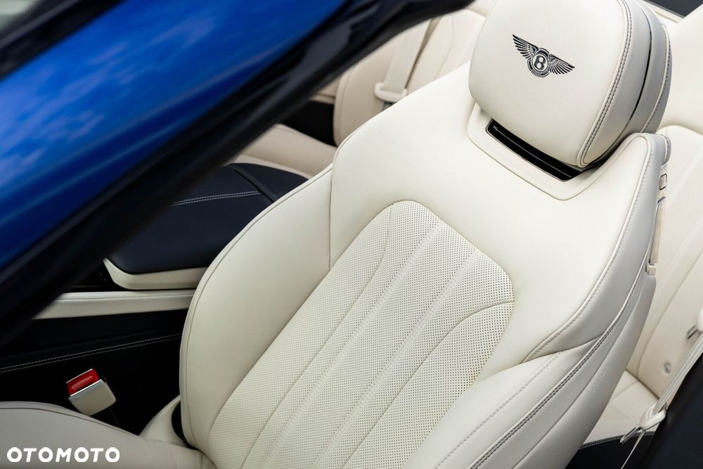 Bentley Continental GT - 13