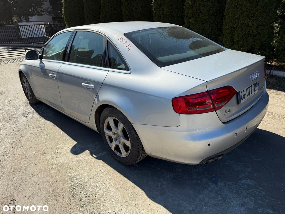 Audi A4 Limousine - 19
