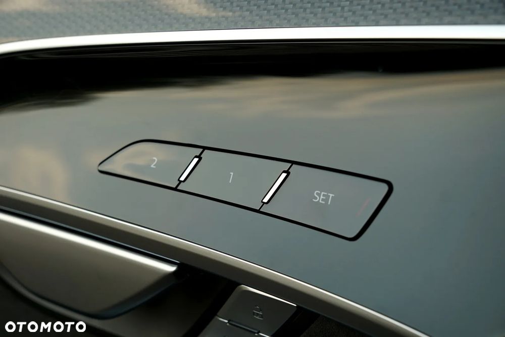Audi S8 TFSI quattro tiptronic - 13