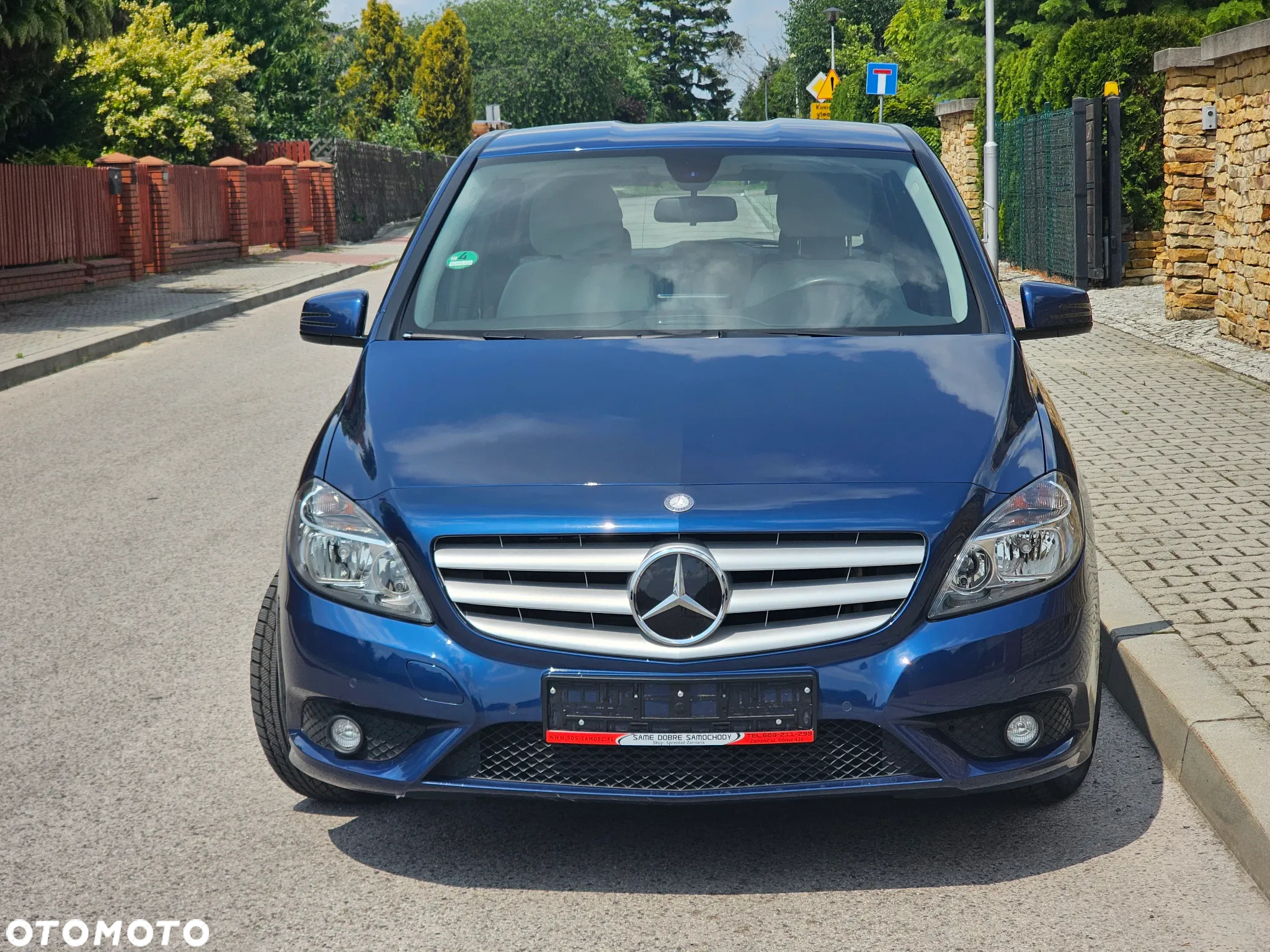 Mercedes-Benz Klasa B 180 Edition - 15