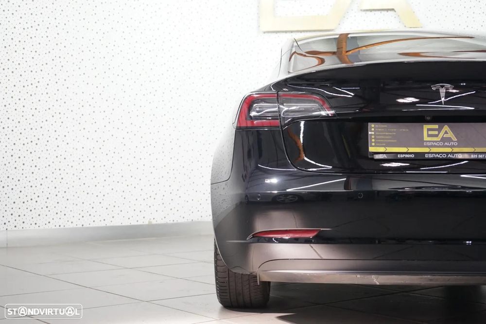 Tesla Model 3 Long Range AWD Dual Motor - 38