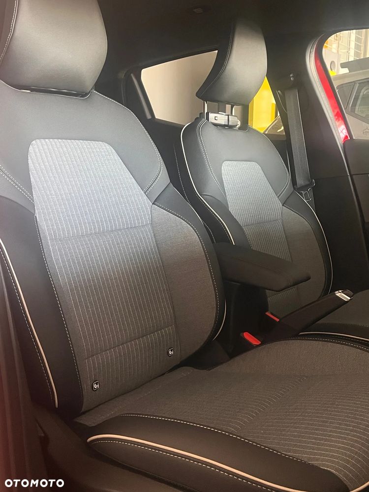 Renault Clio 1.0 TCe Techno - 8