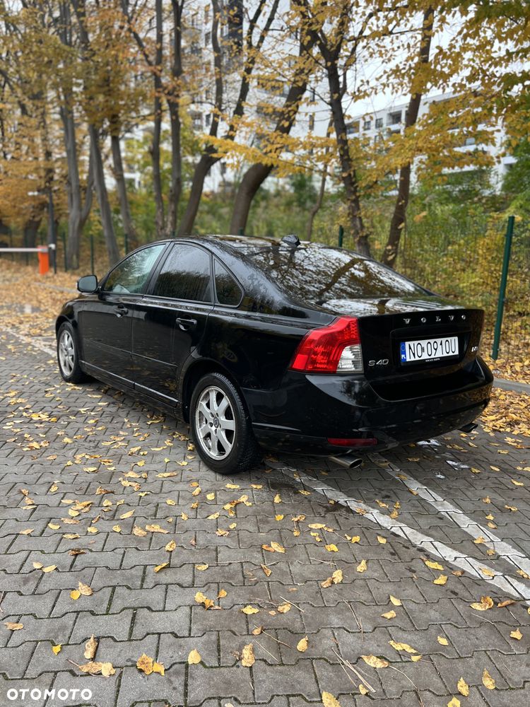 Volvo S40 2011 photo 4