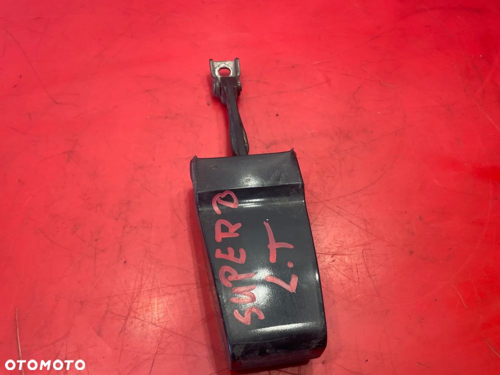 OGRANICZNIK LEWY TYŁ SKODA  SUPERB 2 - 2