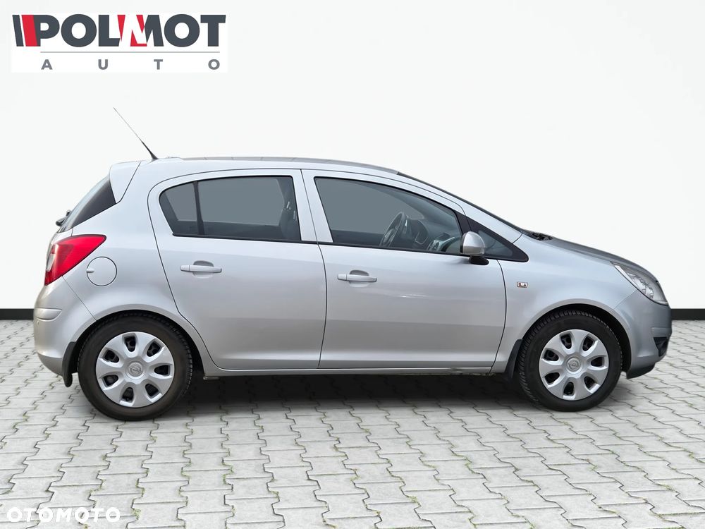 Opel Corsa 1.2 16V Enjoy - 11
