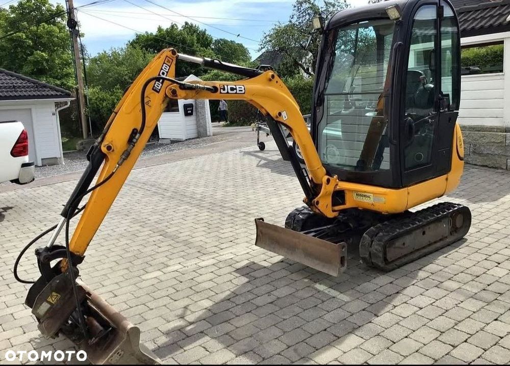 JCB 8018 - 2