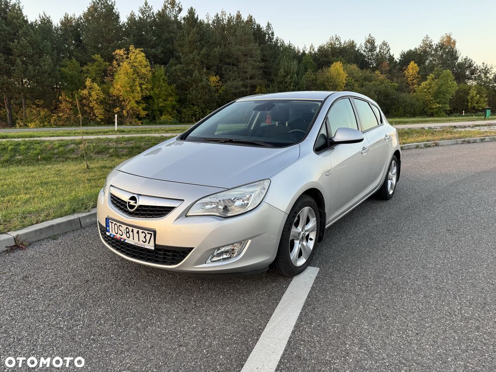 Opel Astra - 1