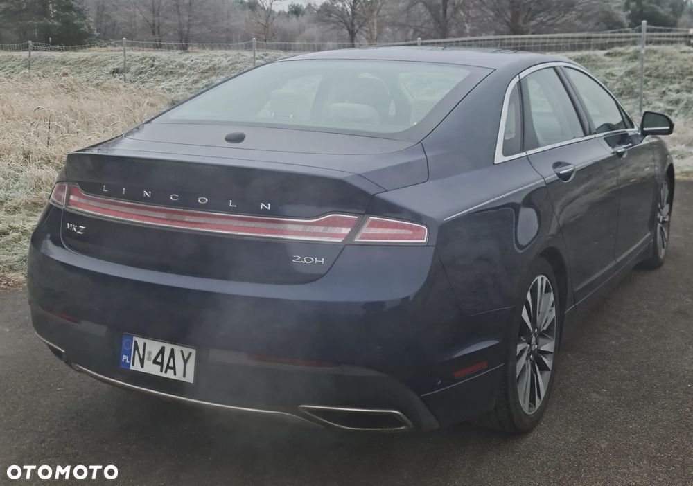 Lincoln MKZ - 3