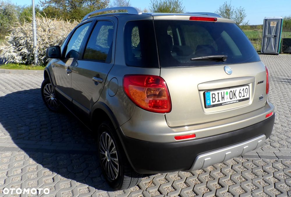 Fiat Sedici - 10
