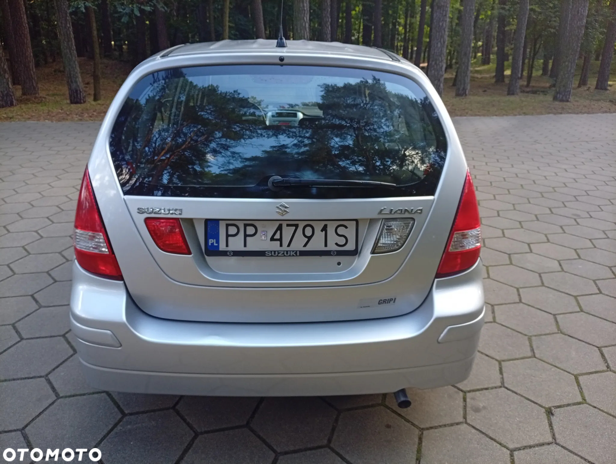 Suzuki Liana 1.6 Snow White - 4