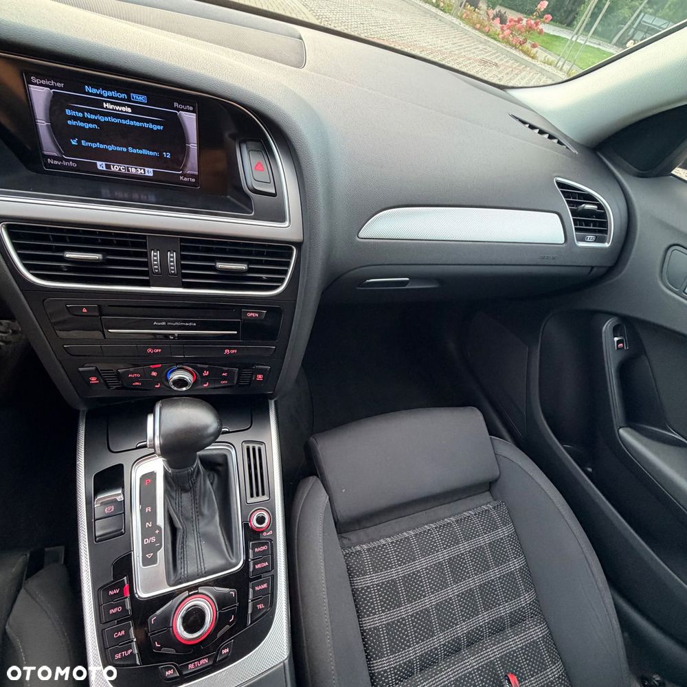 Audi A4 Avant - 30