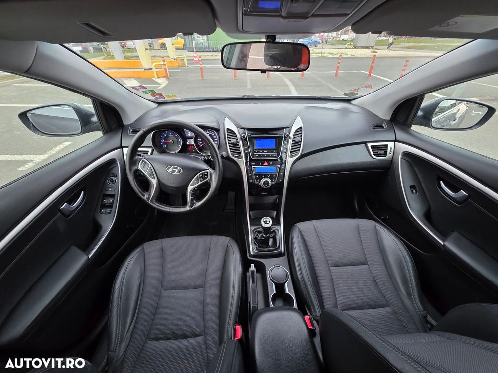 Hyundai i30 1.6 CRDI Exclusive - 7