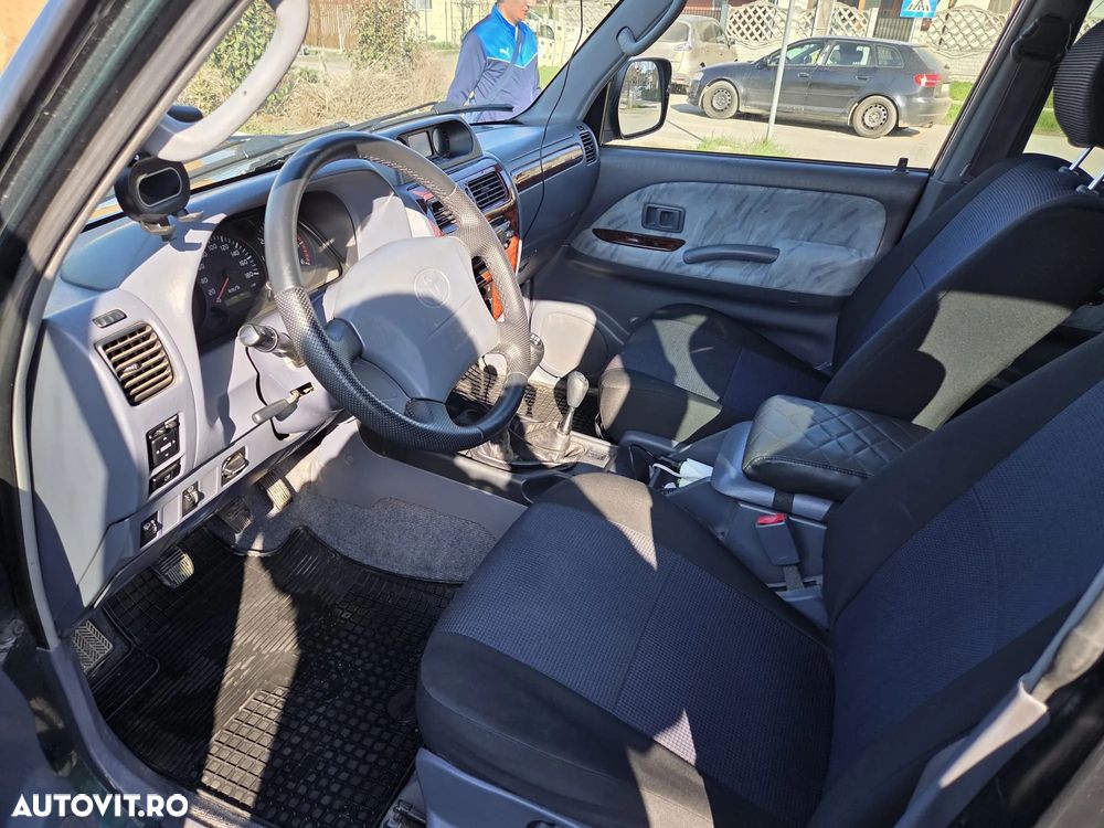 Toyota Land Cruiser 90 TD - 7