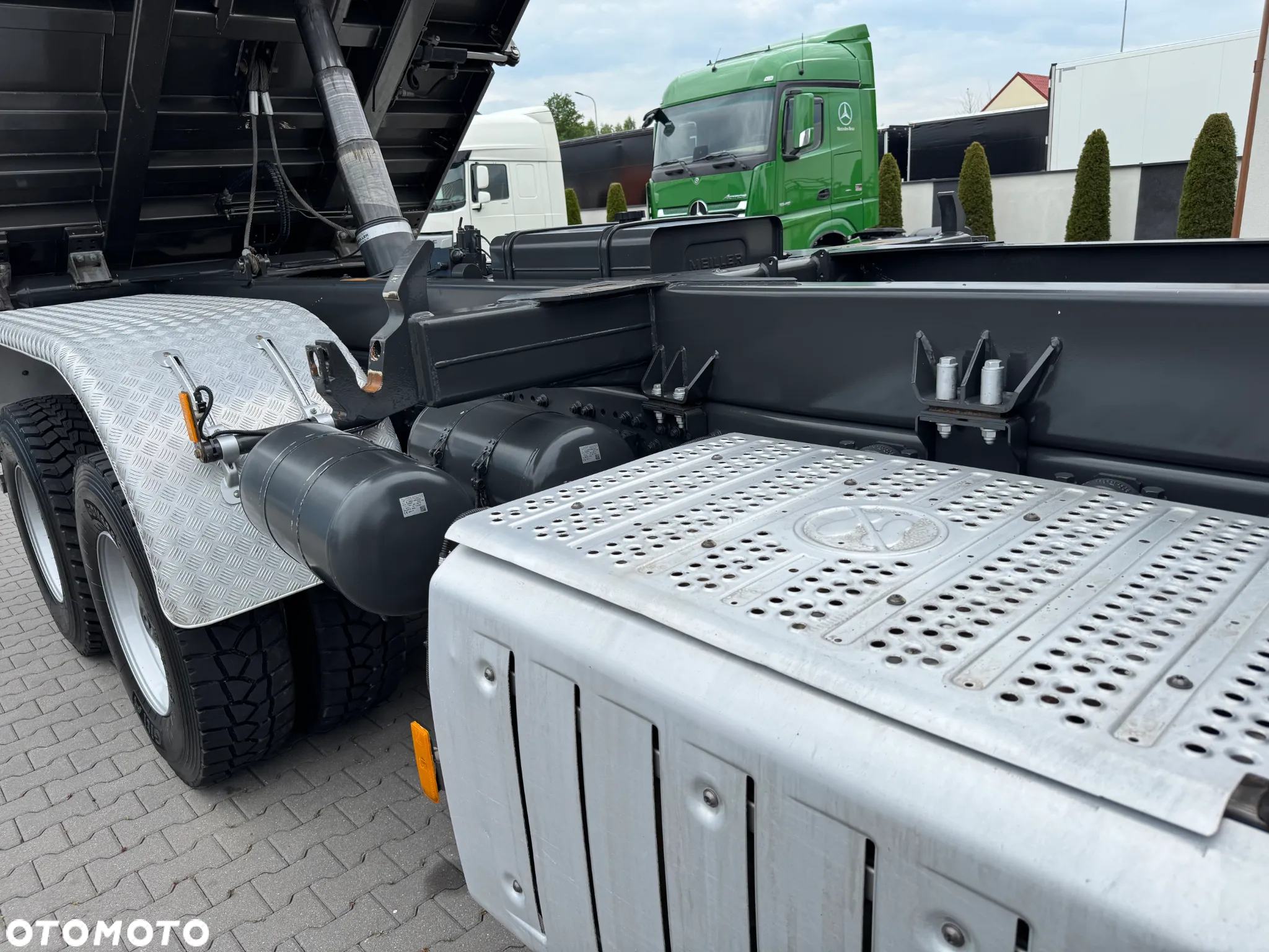 Mercedes-Benz AROCS 3345 6X6 WYWROTKA 3-str. MILLER, BORDMATIC, ZWOLNICE, IDEALNY STAN, z Niemiec - 18