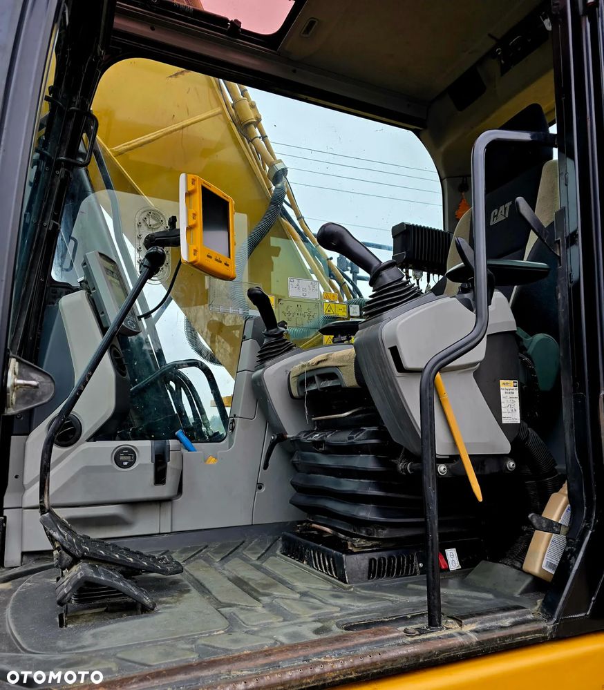 Caterpillar 320E - 13