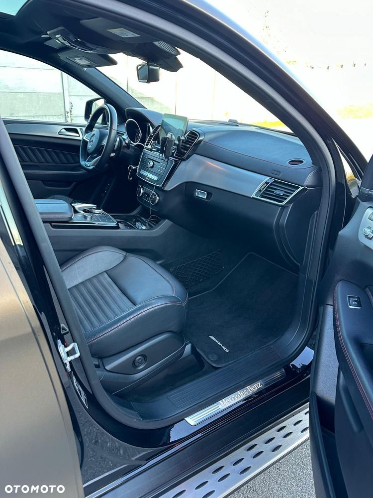 Mercedes-Benz GLE 350 d 4Matic 9G-TRONIC AMG Line - 10