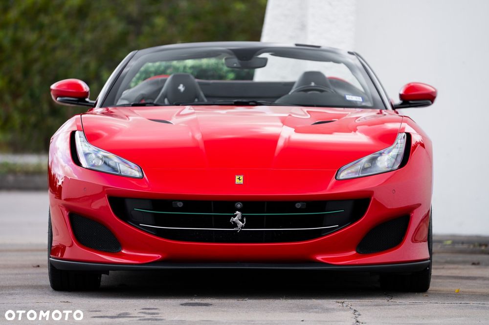 Ferrari Portofino - 6
