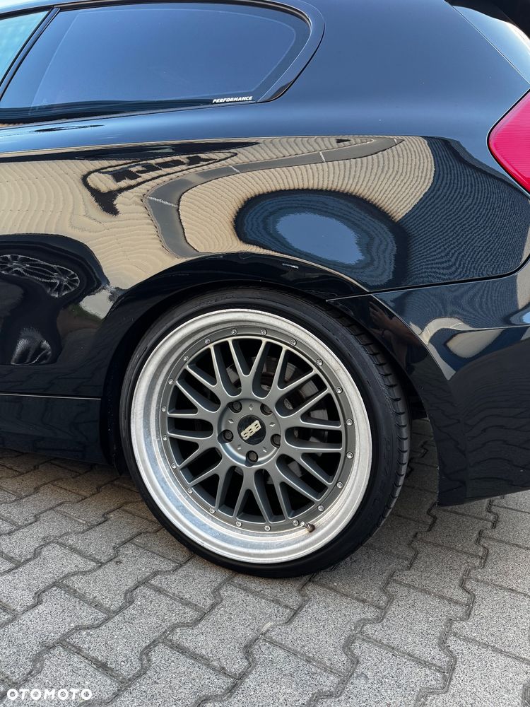 BMW Seria 1 123d - 6