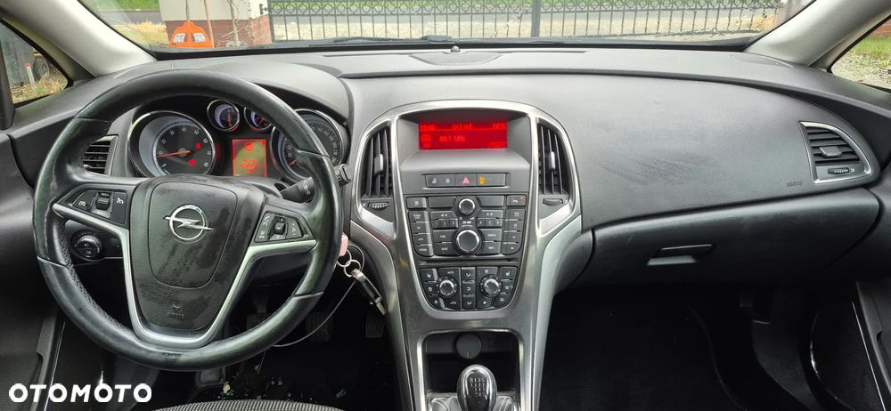 Opel Astra 1.4 Turbo - 8
