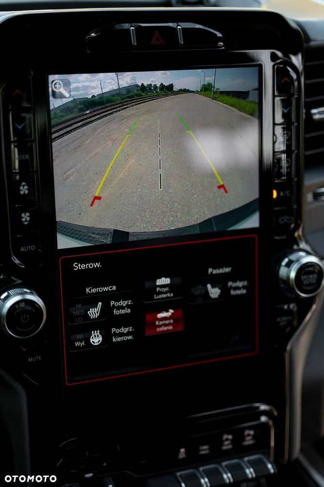 RAM 1500 5.7 Crew Cab Bighorn - 29