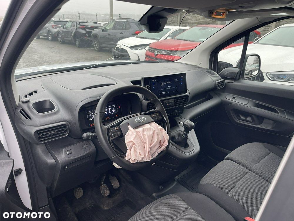 Toyota Proace City - 7