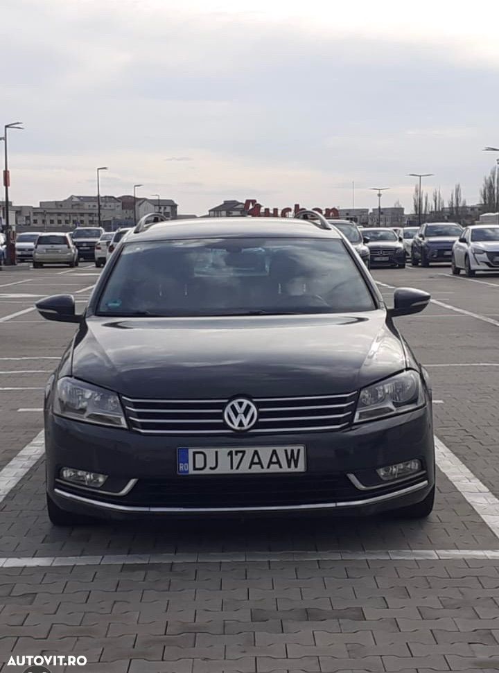 Volkswagen Passat - 2