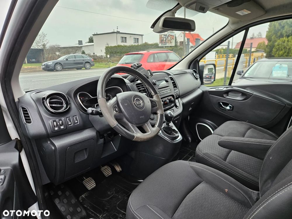 Opel VIVARO - 17