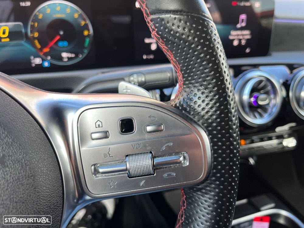 Mercedes-Benz A 250 e AMG Line - 20