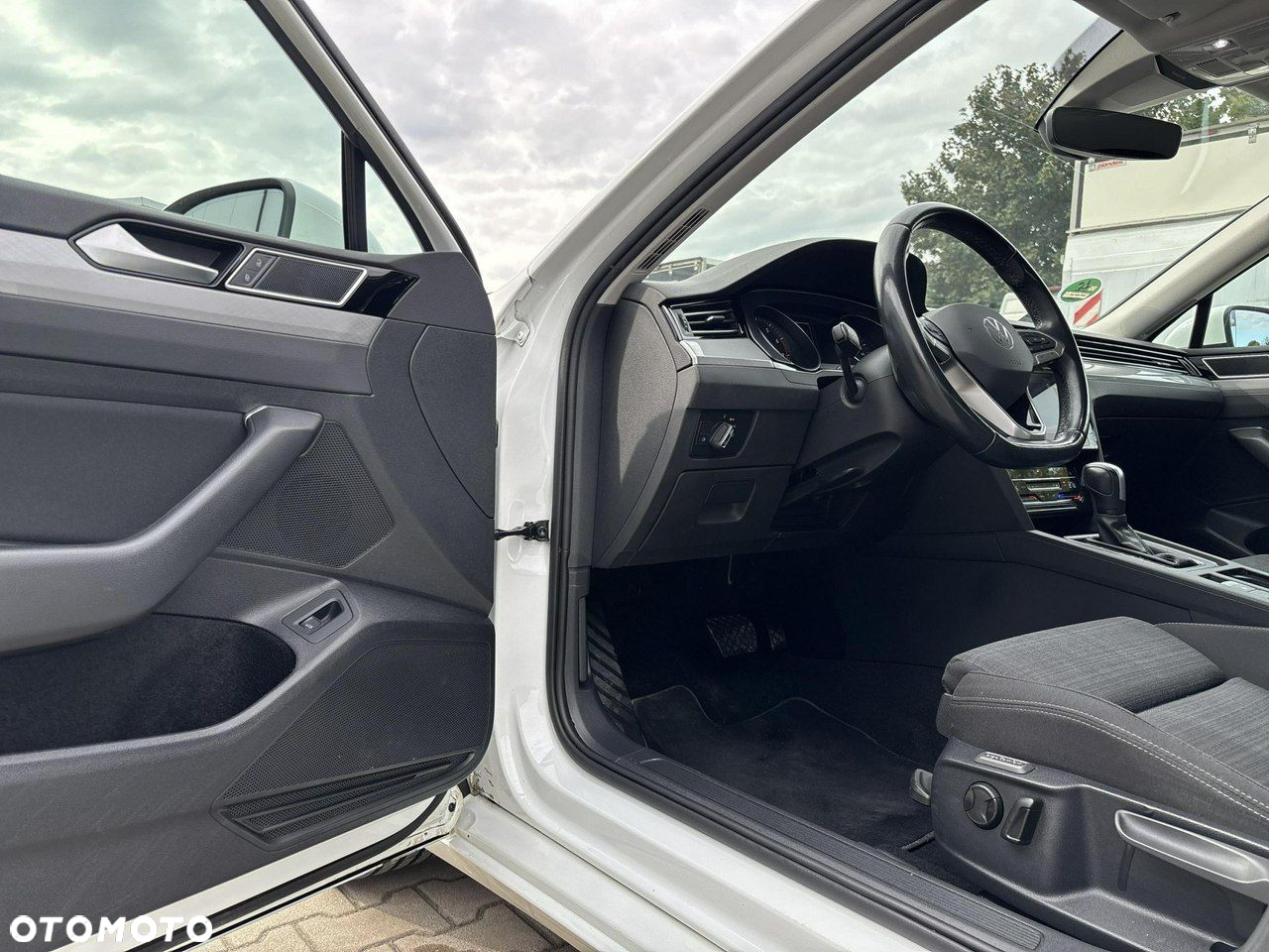 Volkswagen Passat 1.5 TSI EVO Business DSG - 10