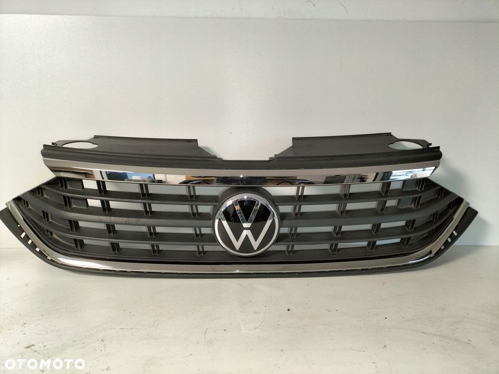 atrapa kratka grill vw polo vi lift 20- sedan - 1