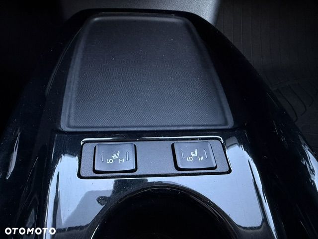 Toyota Prius Hybrid Comfort - 13