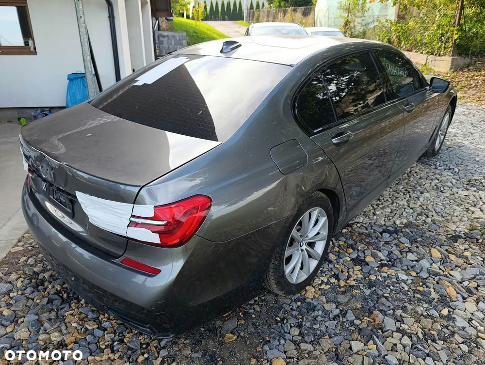 BMW Seria 7 - 7