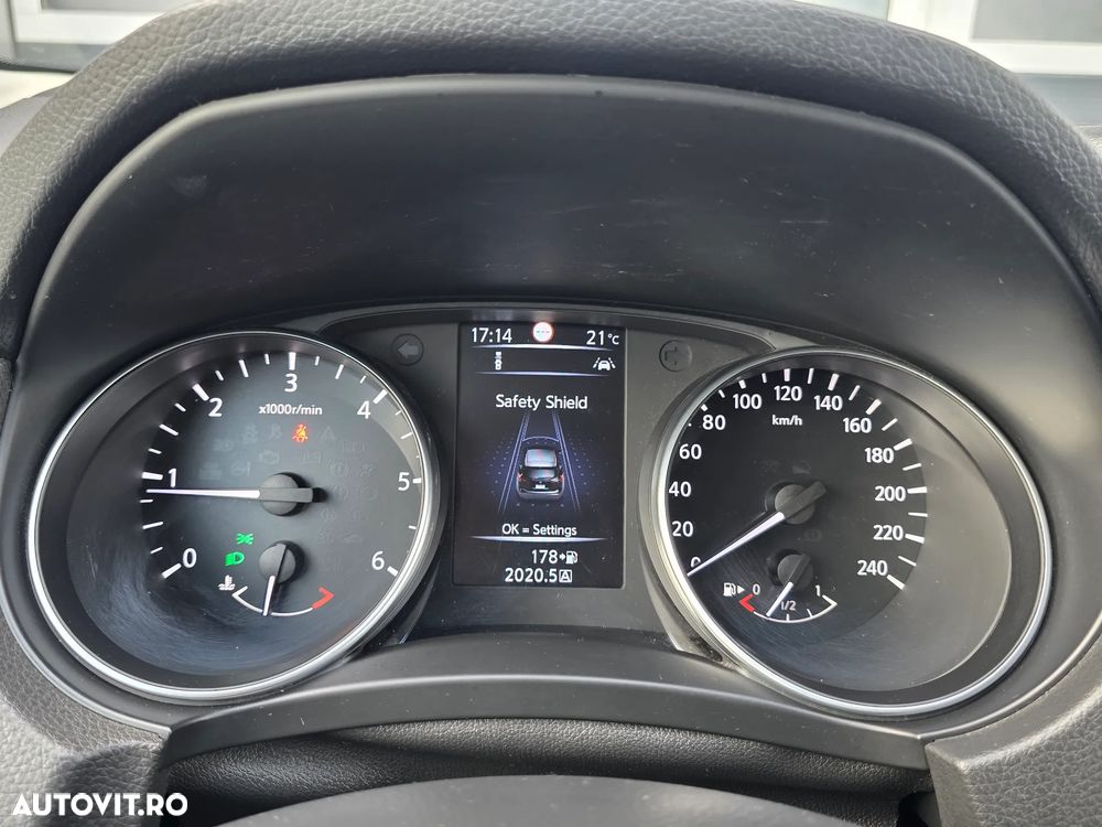 Nissan Qashqai - 17