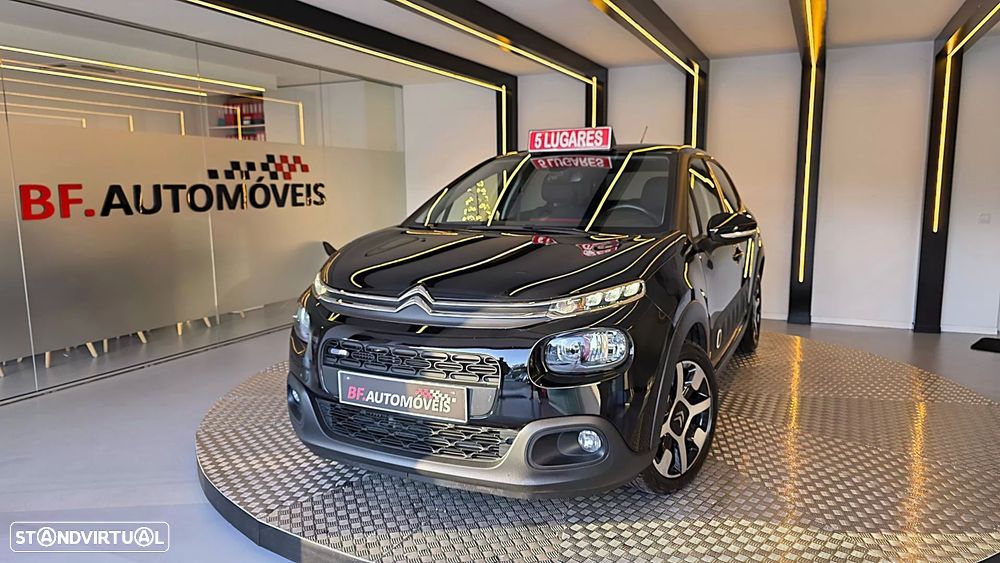 Citroën C3 1.2 PureTech Shine - 1